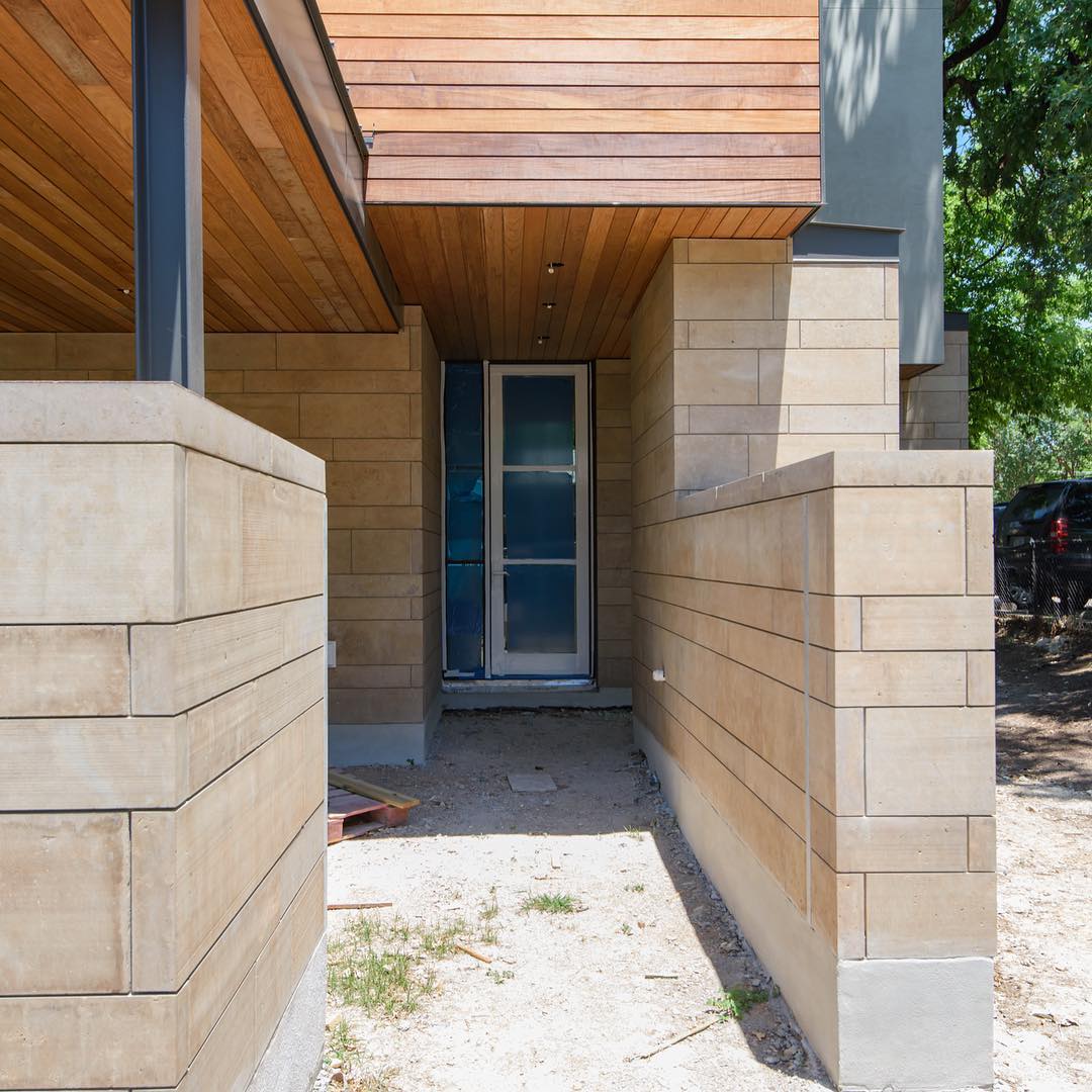 And this is just the back entry to this Dick Clark project in Old West Austin. Designed by @dc_architecture Built by @foursquarebuilders Photo by @redpantsstudio Door by @western_window_systems