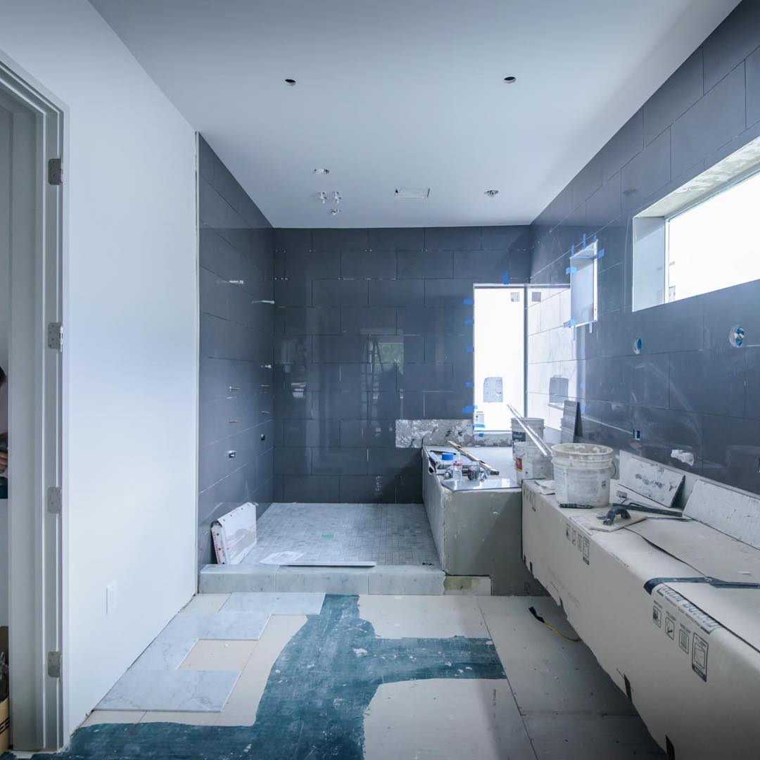 Master Bath about wrapped up on our In-Town project! Built by @foursquarebuilders Photo by @redpantsstudio