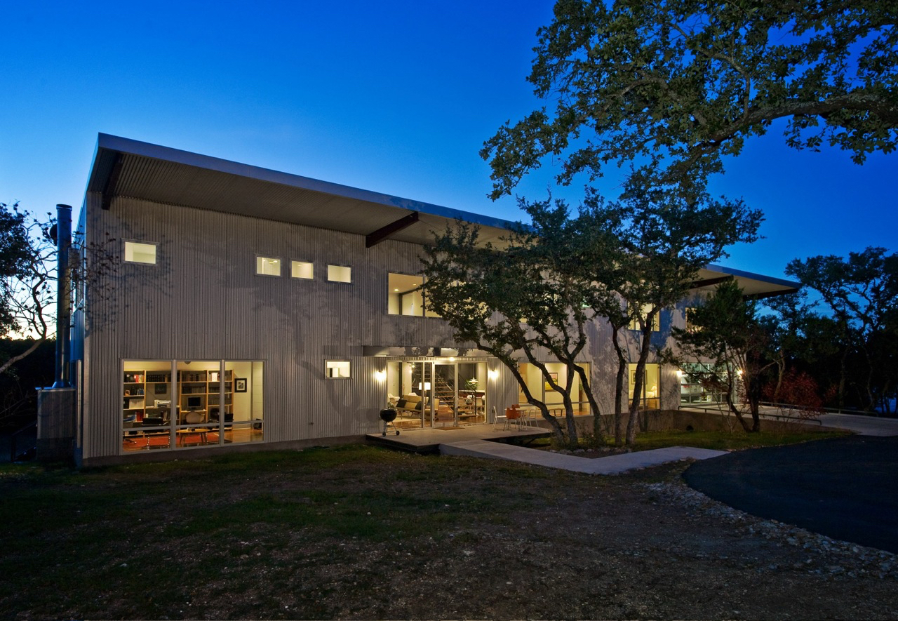 A case study between builder and architect resulted in a pre-fab engineered metal building transitioning into a family residence.