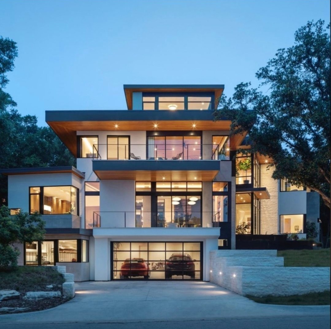 What an entrance. ⁠
⁠
Designed by @jchristopherarchitecture ⁠
Built by @foursquarebuilders⁠
⁠
⁠
⁠
⁠